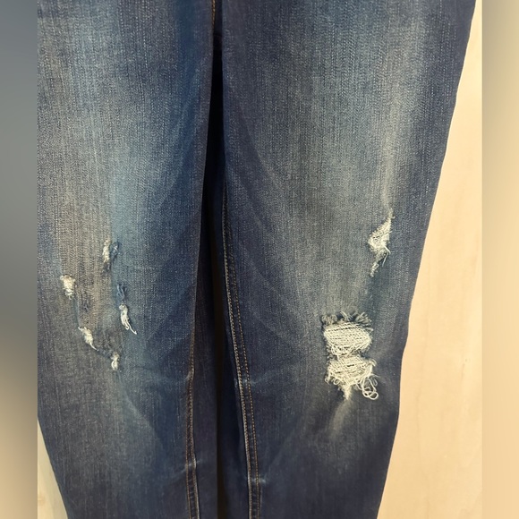 Sneak Peek Distressed Bib Overalls - Picture 4 of 7